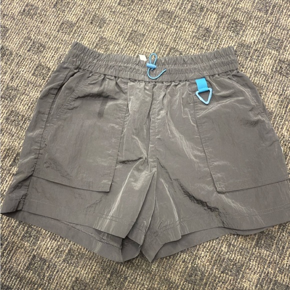 Fabletics Pants - Fabletics Gray and Black Textured Shorts